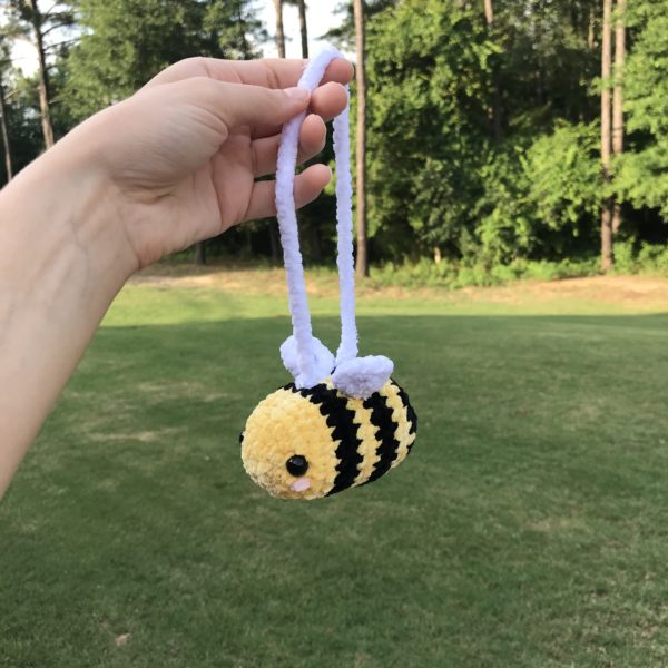 car hanging bee